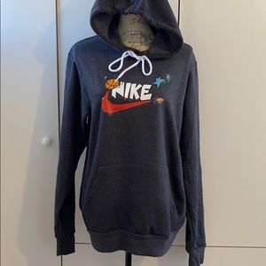 Gray pullover hoodie sweatshirt medium